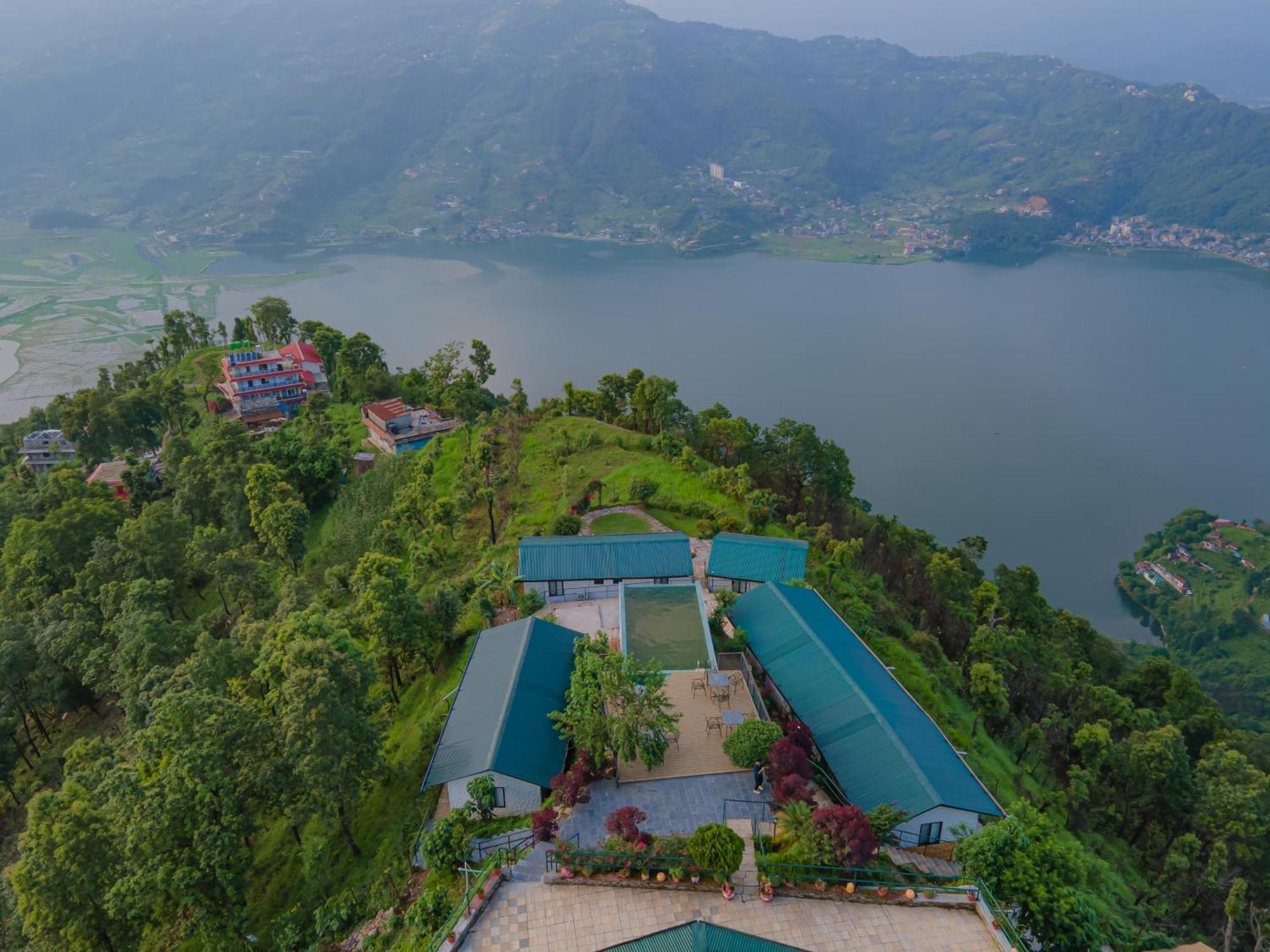 Raniban Retreat Hotel Похара Екстериор снимка