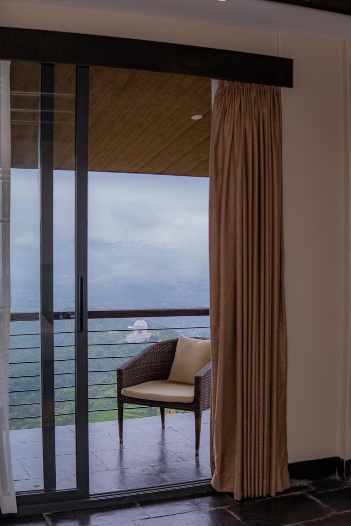 Raniban Retreat Hotel Похара Екстериор снимка