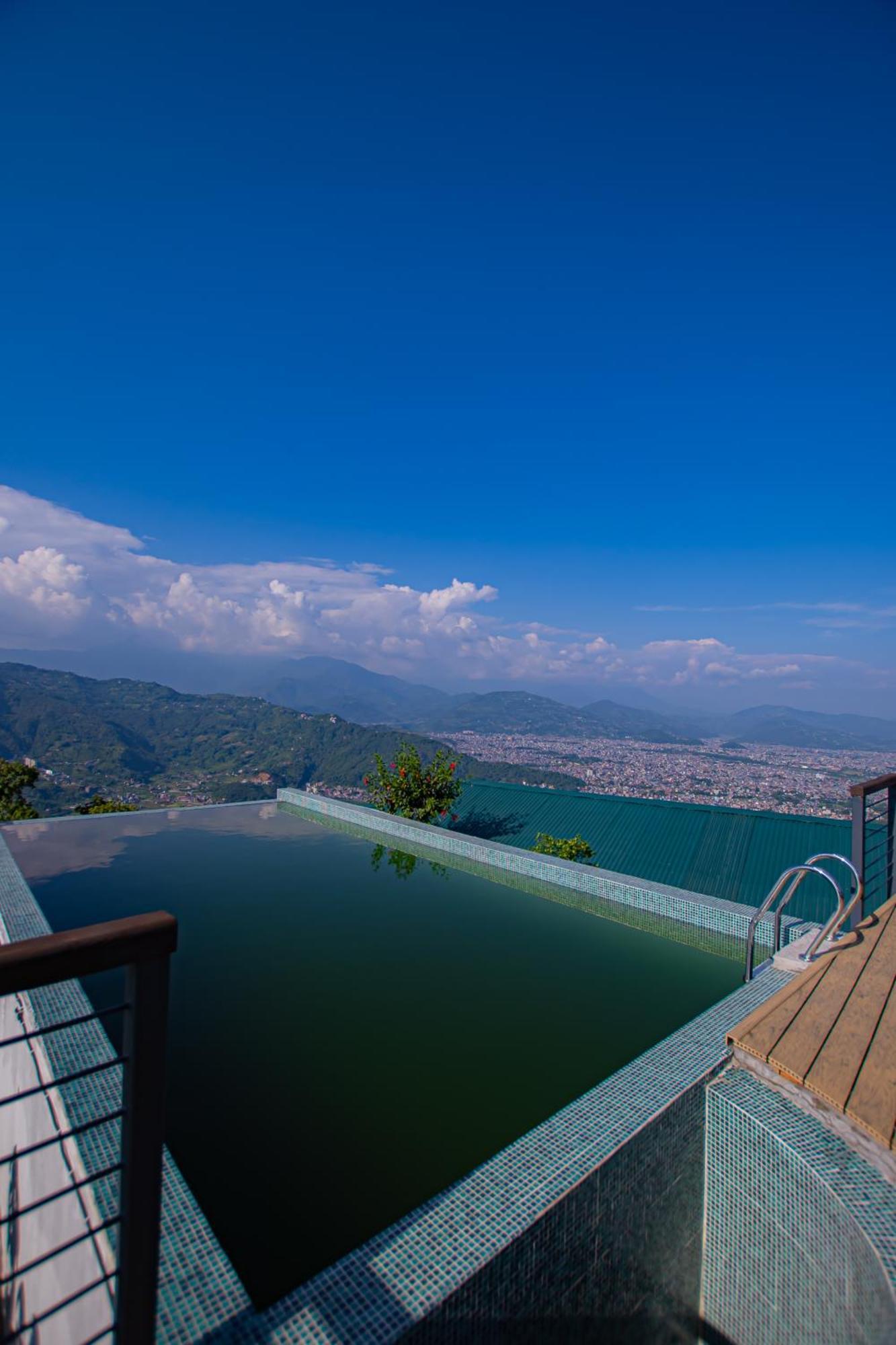 Raniban Retreat Hotel Похара Екстериор снимка